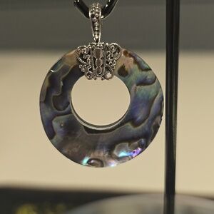 🆕️🐚Abalone Shell Pendant in Sterling Silver 🐚